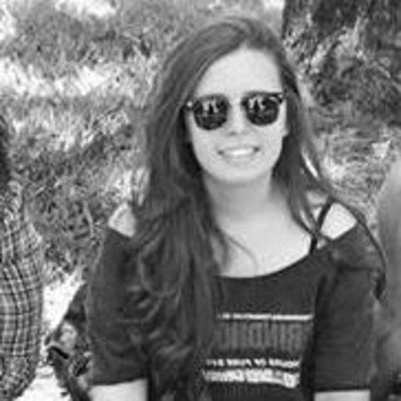 Meet your Posher, Bianca - Picture 1 of 1